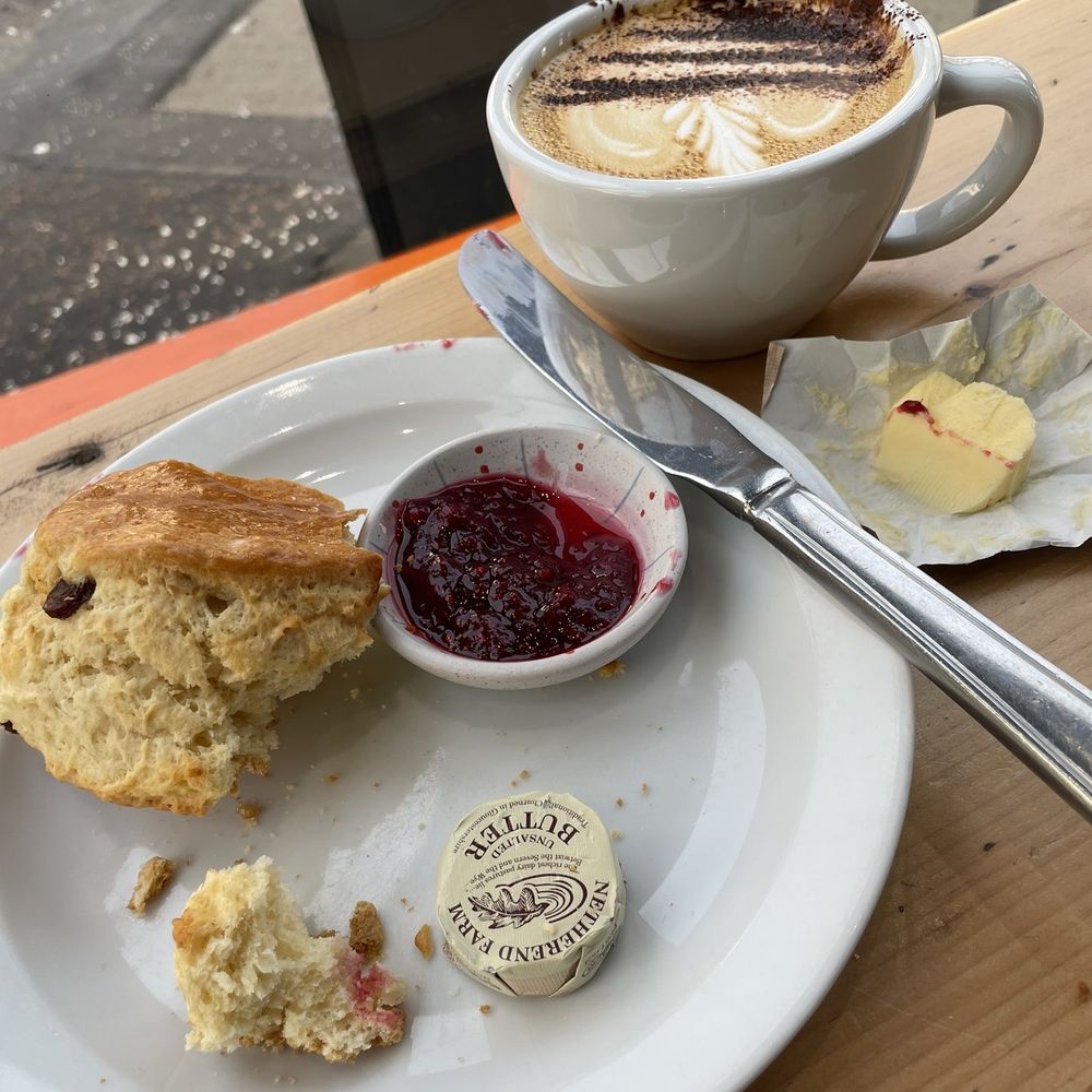 Cottonrake - Fruit scone and cappuccino - Bakeries Near Me - Glasgow, GLG