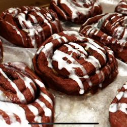 Coleys Vegan Treats - Red velvet cinnamon rolls