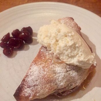 Schroeder's - Apfel Strudel - Pubs Near Me - San Francisco, California Schroeder's - Apfel Strudel - Pubs Near Me - San Francisco, California