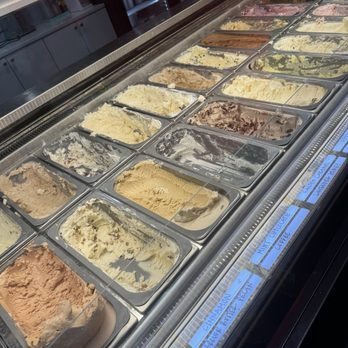 Betty Rae's Ice Cream - Ice cream choices - Ice Cream & Frozen Yogurt Near Me - Omaha, Nebraska Betty Rae's Ice Cream - Ice cream choices - Ice Cream & Frozen Yogurt Near Me - Omaha, Nebraska