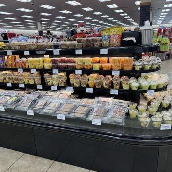 Buc-ee’s - Fresh as grocery chain produce - Gas Stations Near Me - Fort Valley, Georgia Buc-ee’s - Fresh as grocery chain produce - Gas Stations Near Me - Fort Valley, Georgia