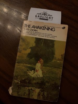 Gaslight Bar and Grill by null