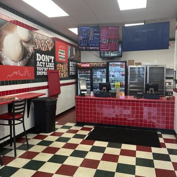 Jet's Pizza - Lobby - Pizza Near Me - Lexington, Kentucky