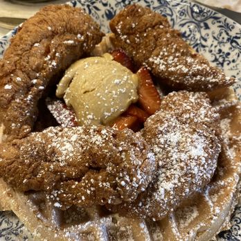 SoLou - Chicken and waffles - New American Near Me - Baton Rouge, Louisiana SoLou - Chicken and waffles - New American Near Me - Baton Rouge, Louisiana