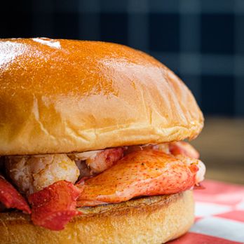 Washington Hall - Food Court Near Me - Chicago, Illinois