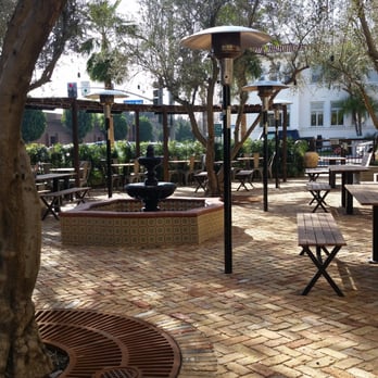 Dripp - Serene outdoor patio - Coffee & Tea Near Me - Fullerton, California