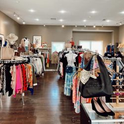 Chic Boutique Consignments