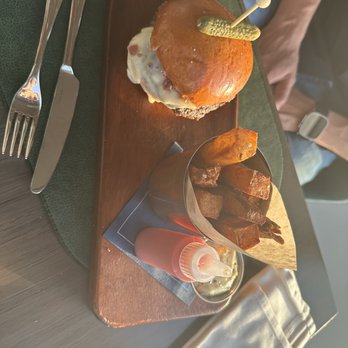 Crown Block - Sushi Bars Near Me - Dallas, Texas