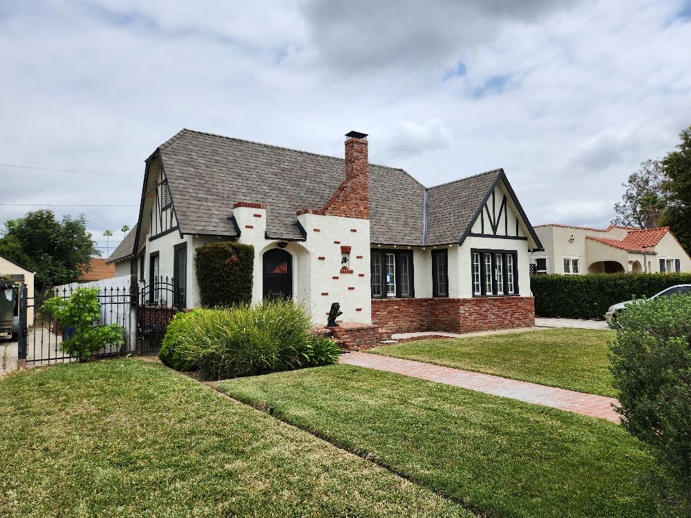 Slide of Imperial  Roofing and Gutters