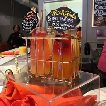 Mango Mangeaux - Simply Panache Mimosa & Rich Girls & Po' Boys passion fruit mimosa's - New American Near Me - Hampton, Virginia