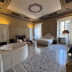 Palazzo Albricci Peregrini