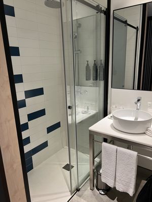 Aloft Madrid Gran Via by null