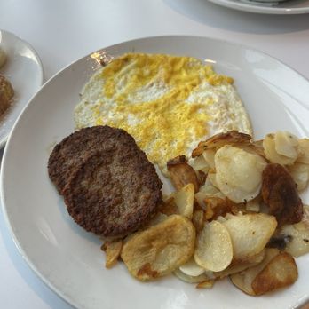 Broken Yolk Cafe - Great American Breakfast - Breakfast & Brunch Near Me - Las Vegas, Nevada Broken Yolk Cafe - Great American Breakfast - Breakfast & Brunch Near Me - Las Vegas, Nevada