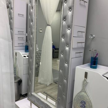 Paradise Nails & Beauty Bar - Hair Salons Near Me - St. Thomas, Virgin Islands
