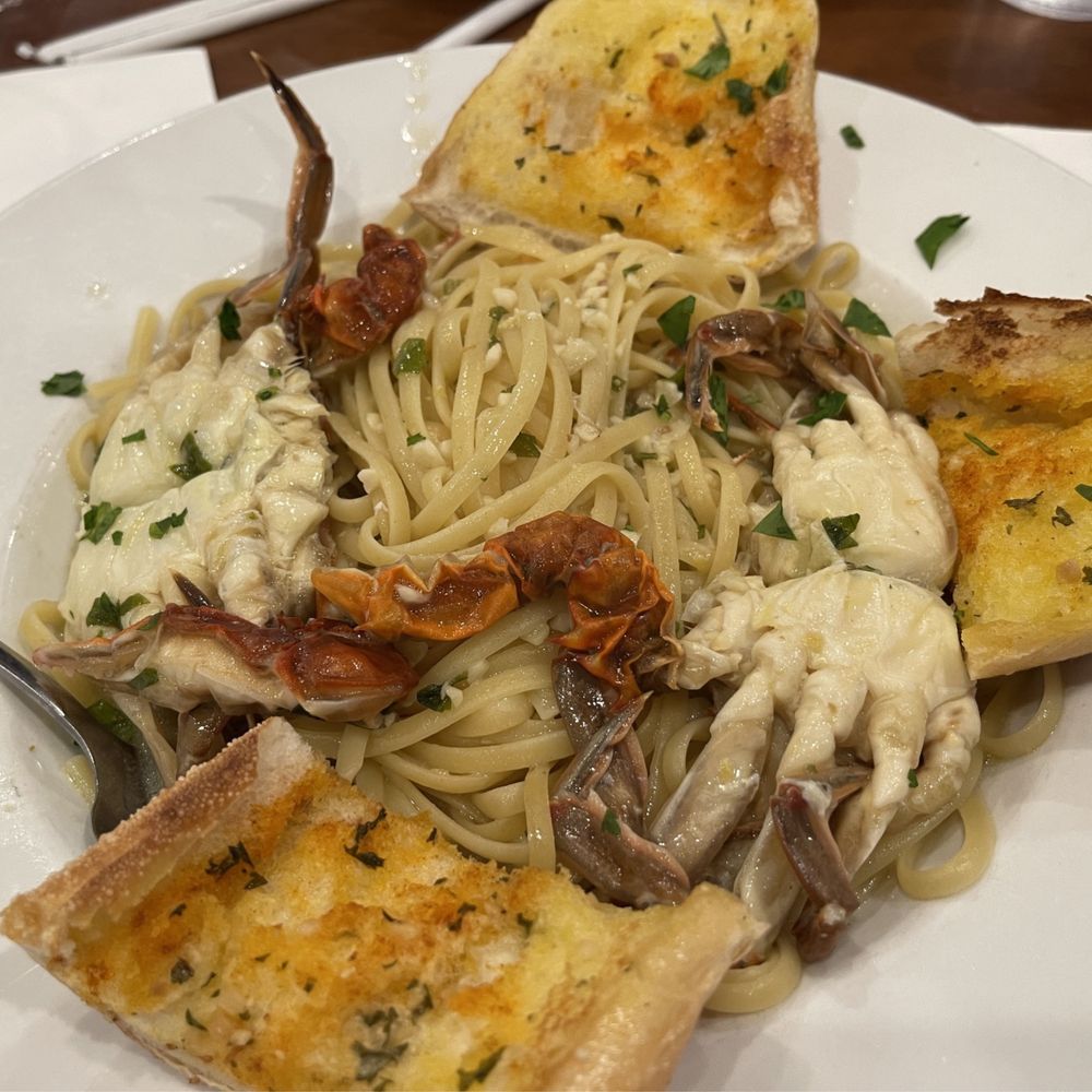 New Wave Seafood - Soft shell crab pasta - Seafood Near Me - Wantagh, New York