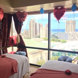 24th floor corner room, couples massage! 24th floor corner room, couples massage!