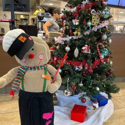 Dunkin' - Decorations