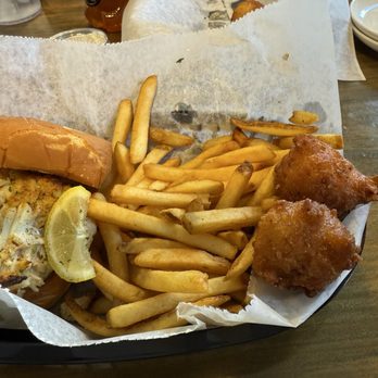 T&J’s Cove - Crab cake sandwich - Seafood Near Me - Leonardtown, Maryland