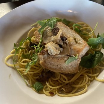 Vermillion 45 - Chicken marsala - French Near Me - Kanab, Utah