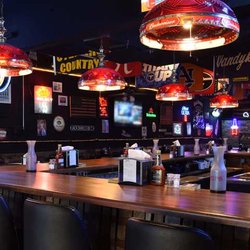 Mickey's Garage Bar & Grill
