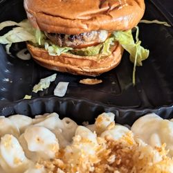 Holé Smokes - Smash burger and Mac n cheese