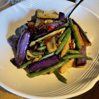 Ping's Bistro - 豆角烧茄子Sautéed Eggplant with String Beans - Chinese Near Me - Fremont, California Ping's Bistro - 豆角烧茄子Sautéed Eggplant with String Beans - Chinese Near Me - Fremont, California