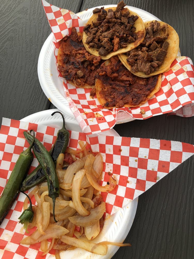 Food from Los Fabulosos Tacos