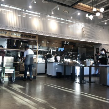 Shake Shack Cedar Hills - Burgers Near Me - Beaverton, Oregon Shake Shack Cedar Hills - Burgers Near Me - Beaverton, Oregon