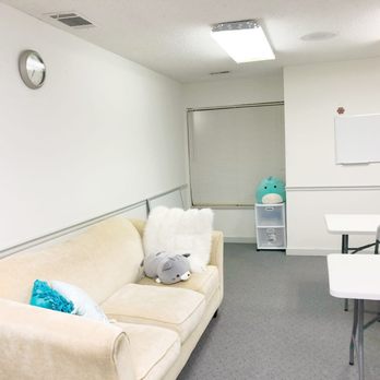 BH Tutoring - Waiting area - Tutoring Centers Near Me - Pinole, California BH Tutoring - Waiting area - Tutoring Centers Near Me - Pinole, California