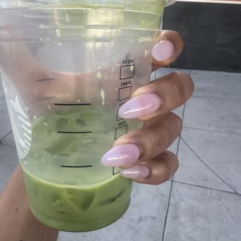 De Lacey Nails - Nail Salons Near Me - Pasadena, California