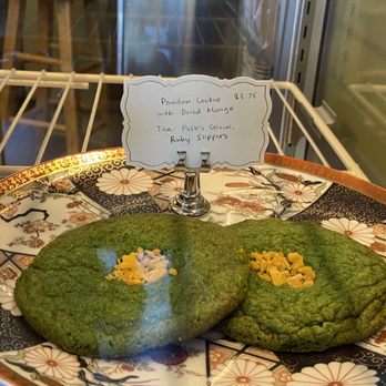 Callisto Tea House - description and tea pairing suggestion - Tea Rooms Near Me - Pasadena, California Callisto Tea House - description and tea pairing suggestion - Tea Rooms Near Me - Pasadena, California