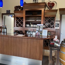 Kings River Winery - Tasting room