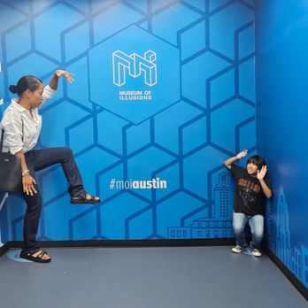 Museum of Illusions - Austin - Museums Near Me - Austin, Texas Museum of Illusions - Austin - Museums Near Me - Austin, Texas