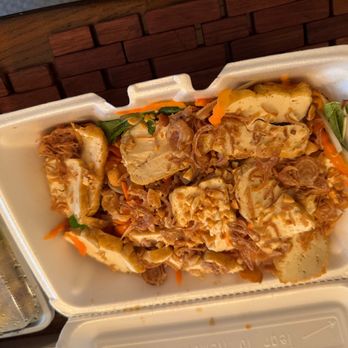 Tan Lac Vien - Lotus salad with tofu. - Vietnamese Near Me - Pittsburgh, Pennsylvania Tan Lac Vien - Lotus salad with tofu. - Vietnamese Near Me - Pittsburgh, Pennsylvania