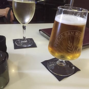 Nutters - Drinks in the lounge - British Near Me - Rochdale, XGM