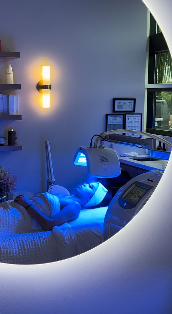 Lumiere Beauté Logo
