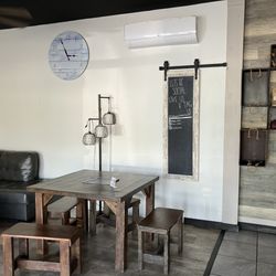 Shotz Coffee - Seating
