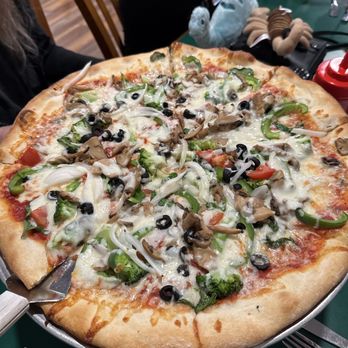 Kings Pizza & Italian Restaurant - Vegetarian pizza - Pizza Near Me - King George, Virginia Kings Pizza & Italian Restaurant - Vegetarian pizza - Pizza Near Me - King George, Virginia