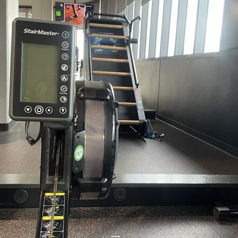EōS Fitness - Clean - Gyms Near Me - Houston, Texas