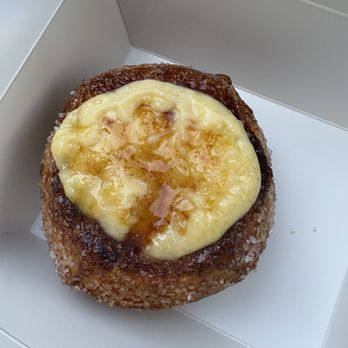 Ellie's Table - Freshly Torched Kouign Amann - Cafes Near Me - Irvine, California