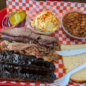 Skinny’s BBQ - 3 meat combo with a coke ! - Barbeque Near Me - El Paso, Texas Skinny’s BBQ - 3 meat combo with a coke ! - Barbeque Near Me - El Paso, Texas