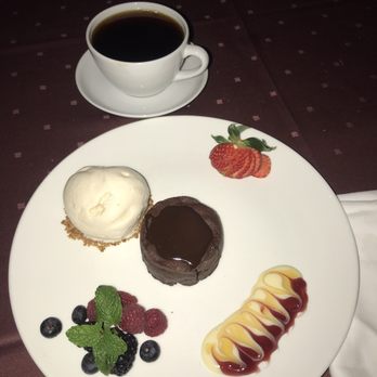 Barona Oaks Steakhouse - Chocolate lava cake and black coffee - Steakhouses Near Me - Lakeside, California