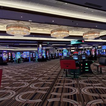 Horseshoe Lake Charles - A Caesars Rewards Destination - Gaming floor - Hotels Near Me - Westlake, Louisiana Horseshoe Lake Charles - A Caesars Rewards Destination - Gaming floor - Hotels Near Me - Westlake, Louisiana