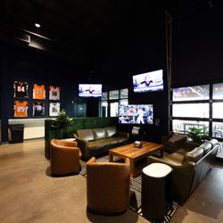 Oakley Greens - Lounge Area: available to reserve.