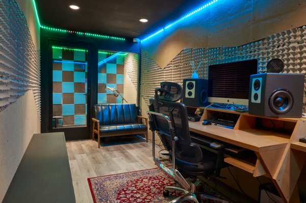 Treehouse Hollywood by null