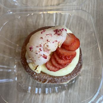 Rose Ave Bakery - Strawberry lychee rose donut - Bakeries Near Me - Washington, DC, District of Columbia Rose Ave Bakery - Strawberry lychee rose donut - Bakeries Near Me - Washington, DC, District of Columbia