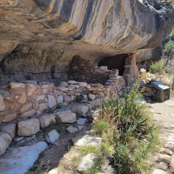 Walnut Canyon National Monument - Landmarks & Historical Buildings Near Me - Flagstaff, Arizona