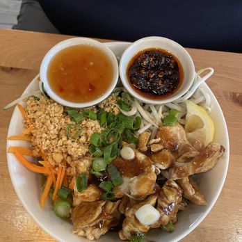 Native Plate - Vermicelli with chicken - Pan Asian Near Me - Richmond, Virginia Native Plate - Vermicelli with chicken - Pan Asian Near Me - Richmond, Virginia