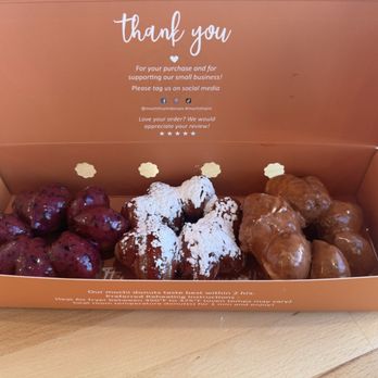 Mochi Thai'm Donuts - Lemon Blueberry, Powdered Sugar with Strawberry, & Thai Tea - Bubble Tea Near Me - Colorado Springs, Colorado Mochi Thai'm Donuts - Lemon Blueberry, Powdered Sugar with Strawberry, & Thai Tea - Bubble Tea Near Me - Colorado Springs, Colorado