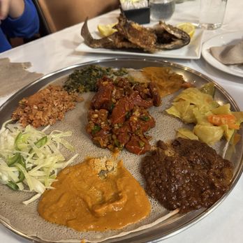 Meaza Restaurant - Ethiopian Near Me - Falls Church, Virginia
